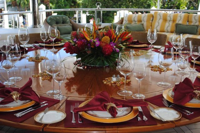 table-fork-cutlery-silverware-flower-glass-1052271-pxhere.com-1